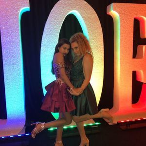 Meet your Posher, Laurel